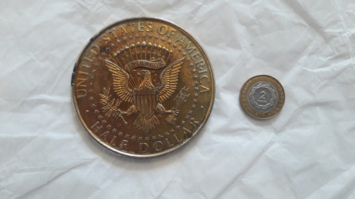 Pisapapel Moneda Dolar Gigante Half 1964