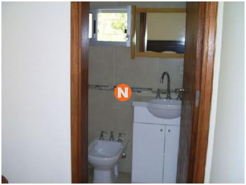 Casa En Venta, Mansa, Punta Del Este, 4 Dormitorios.- Ref: 209719