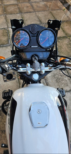 Vendo Bajaj Boxer 150cc Año 2023 Primer Dueño Con 3.000km