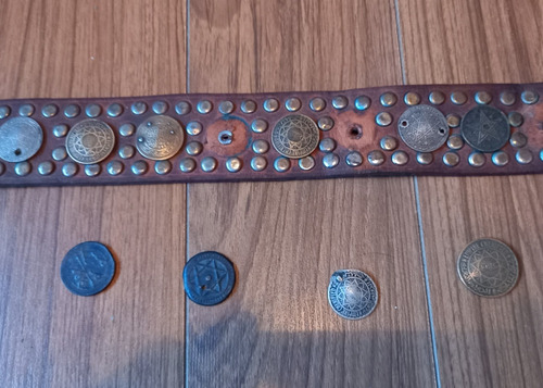 Antiguo Cinturon Cuero Marroqui, Con Monedas De Marruecos (Usado)