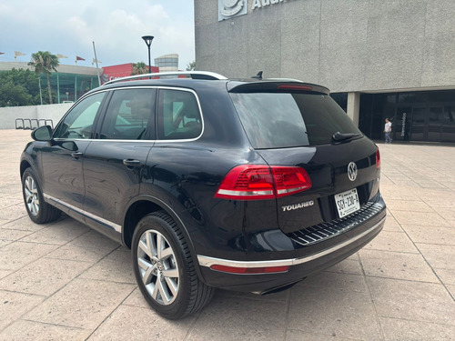 Volkswagen Touareg 3.0 V6 Tdi At