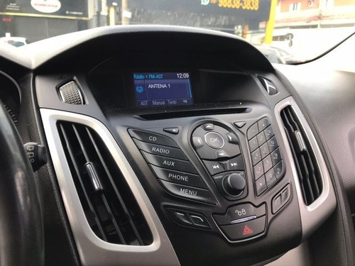 Imagem 6 de 10 de Focus 1.6 Se 16v Flex 4p Powershift