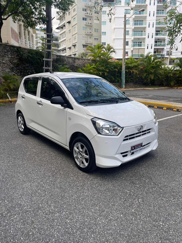 Daihatsu Mira Japonés