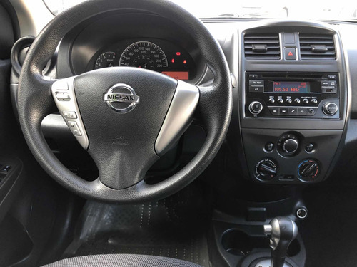 Imagen 14 de 15 de Nissan Versa 2019 1.6 Sense At