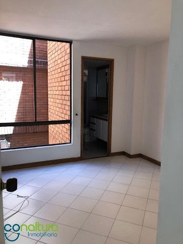 Imagen 5 de 17 de Apartamento En Arriendo Poblado 472-2555