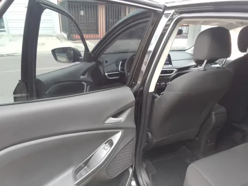 Chevrolet Tracker Ls Mt - 2022