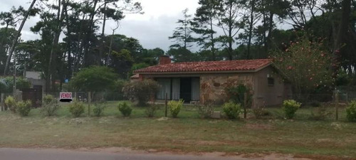 Casa - Punta Del Este. Venta. 3 Dormitorios
