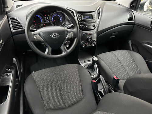Hyundai HB20 HB20 Unique 1.0 Flex 12V Mec.