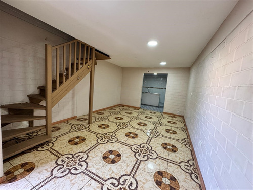 Casa En Venta De 4 Dorm. En Colina, Reina Norte Subsidio