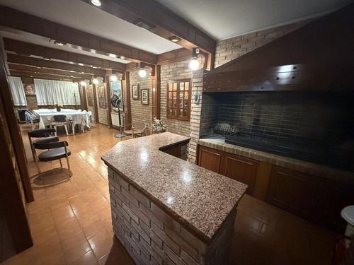 Emblemática Casa En Cofico