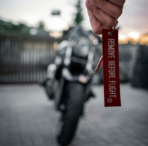2 Llaveros Remove Before Flight ® Combo