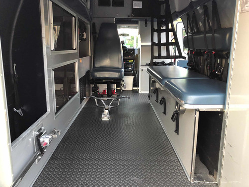 Imagen 12 de 15 de Ford Ambulancia 2013 Tipo 2