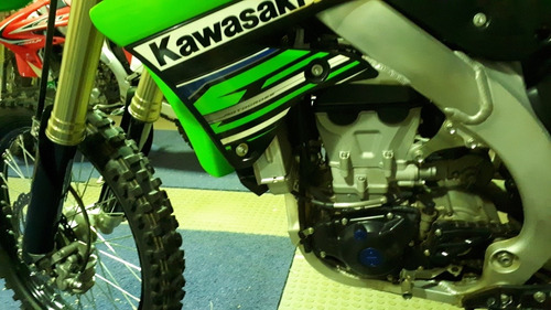 Imagem 2 de 8 de Kawasaki Kx450f De Colecionador ( Aceito Trocas )