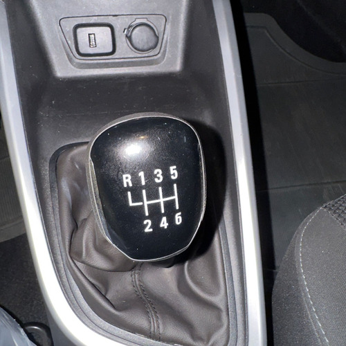 Chevrolet Onix plus 1.0 Lt 4p