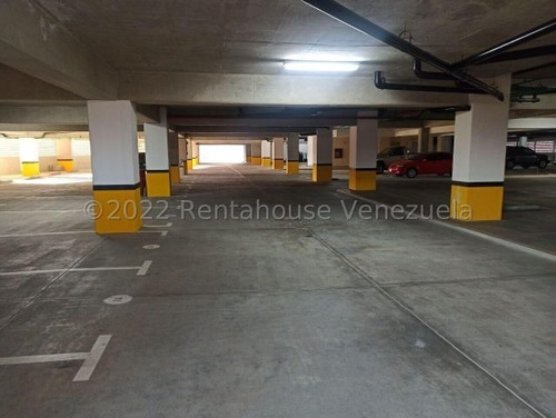 Imagen 15 de 18 de Mayerling Gonzalez Bm Vende Apartamento Mls #22-16623