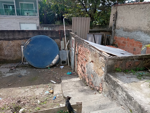 Vendo Terreno Com 360 M² Com Construção Antiga