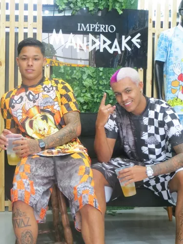 Camiseta + Bermuda Chave de Quebrada a Favela venceu kit mandrake. -  Escorrega o Preço