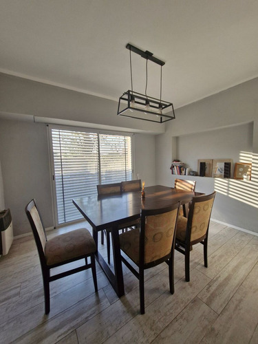 Casa En Venta Con Pileta En Rojas