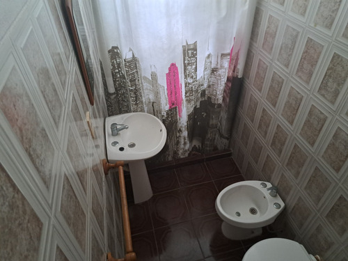 Inmobiliaria Costa Azul Vende Dos Casas Y Dos Apartamentos A Una Cuadra De La Playa Antoniopolis, Rocha.