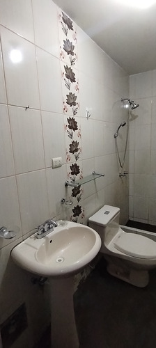 Casa 3 Dormitorios, 3 Baños, 1 Cochera