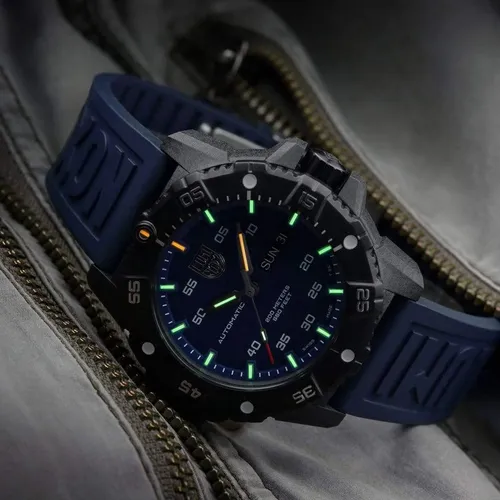 Reloj Luminox Master Carbon Seal Xs.3863 45 Mm Para Hombre