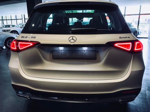 Imagen 4 de 14 de Mercedes Benz Gle 450 Suv 4*4 At Cuero 2023 - 0km Blanco