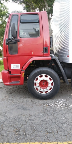Ford Cargo 2422