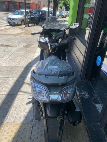 Imagen 8 de 18 de Kymco 350 Downtown 350 1300 Kms Dolar Billete Cordasco Cycle