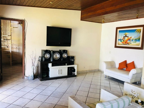 Imagem 9 de 15 de Casa Com 2 Dormitórios À Venda Por R$ 350.000,00 - Itaipu - Niterói/rj - Ca1167