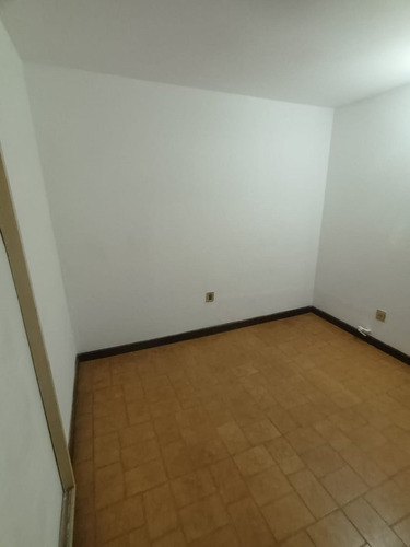 Se Vende Casa. Facilidades, En Bo. Libertador Ii