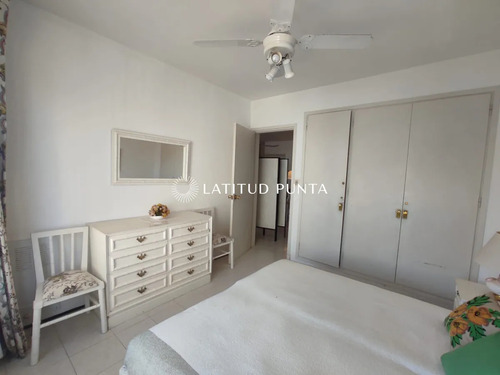 Apartamento En Península, 1 Dormitorio