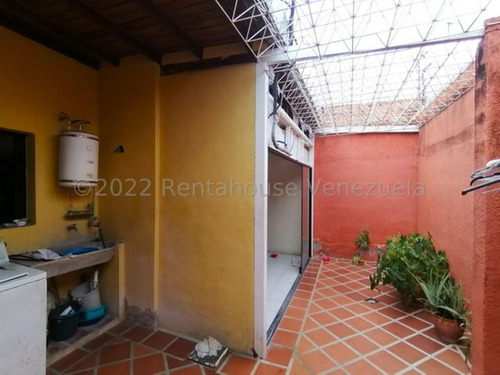 Milagros Inmuebles Casa Venta Cabudare Lara Av Intercomunal Barquisimeto Acarigua Royal Park Economica Residencial Economico Código Inmobiliaria Rent-a-house 25-5951