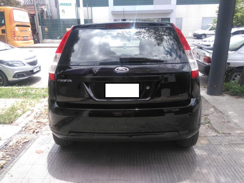 Ford Fiesta Ambiente 2010 Recibo Menor Financio Una Parte