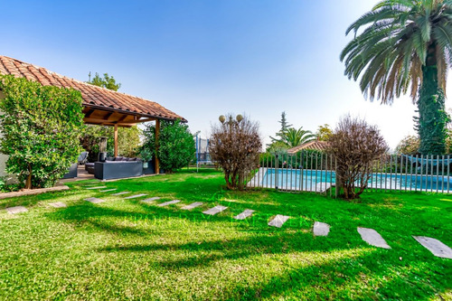 Preciosa Casa En Condominio