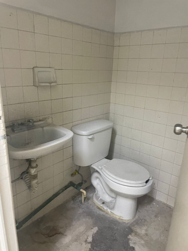 Local Con Departamento En Venta En Las Reynas Irapuato,gto.