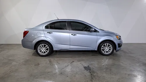 Chevrolet Sonic 1.6 AT F LTZ