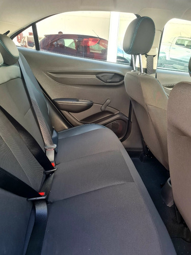 Imagen 19 de 22 de Nuevo Chevrolet Onix Joy 2023 Black 0km Color Smt6