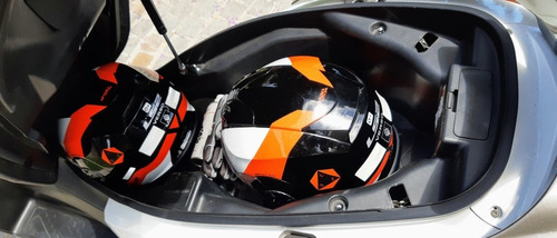 Imagen 3 de 8 de Kymco 300i Downtown