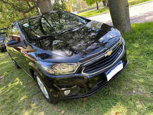 Imagen 3 de 22 de Chevrolet Onix 2018 1.4 Ltz 98cv