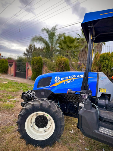 Td85f Narrow New Holland Nuevo