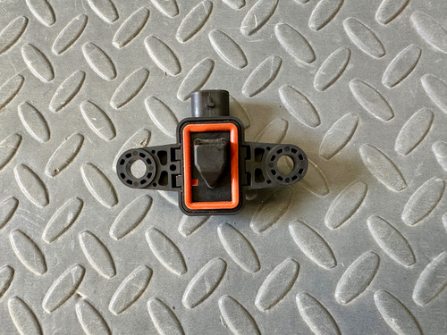 Sensor De Impacto Delantero Izquierdo Kia Soul 2020 A 2022 (Usado)