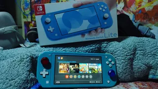 Nintendo Switch Lite Usado