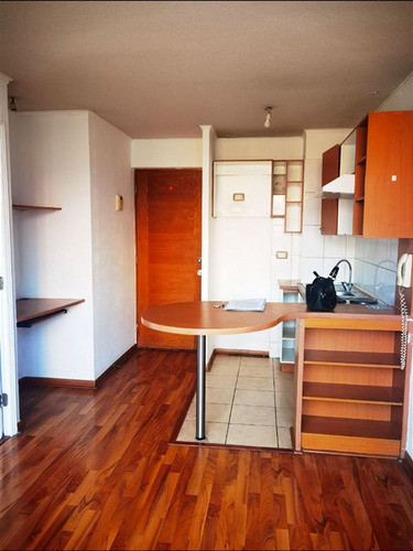 Departamento En Venta De 1 Dorm. En Santiago