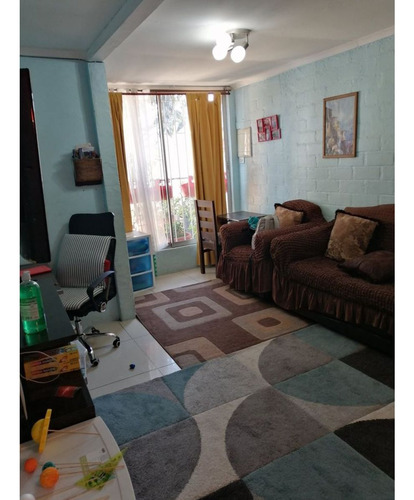 Hogares Gestión Inmobiliaria, Vende Solida Casa De 3d1b - Me