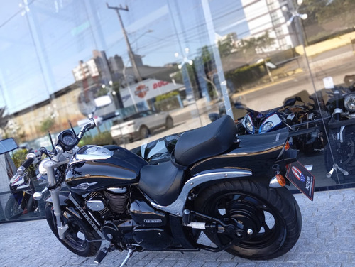 Suzuki Boulevard M800 Custom
