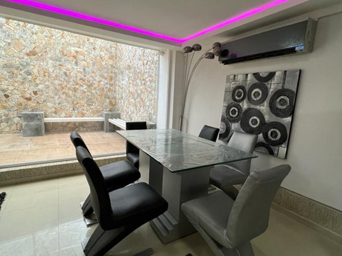 Amplia Y Moderna Casa En Coral Garden, Sabanamar, Isla De Margarita