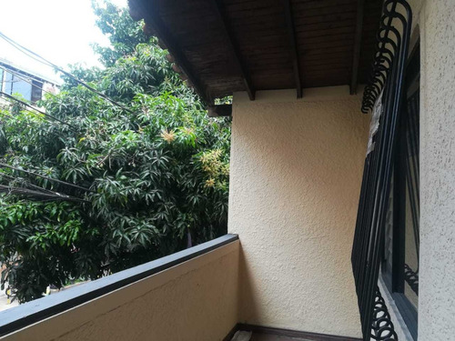 Imagen 4 de 5 de Casa De Dos Pisos Independientes