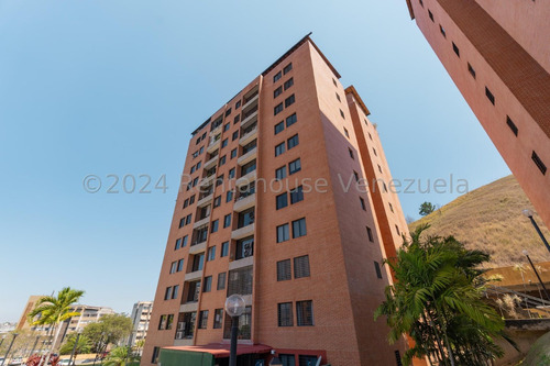 24-22199 Venta De Apartamento  Ph En Colinas De La Tahona