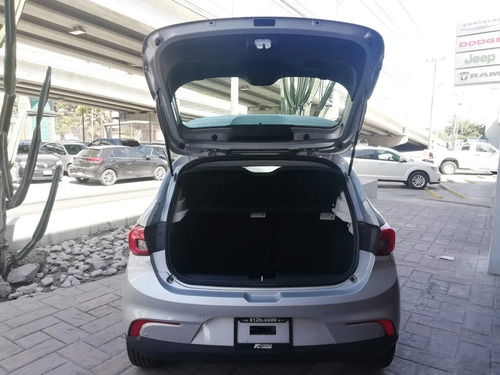 Imagen 6 de 15 de Fiat Argo 2022 0km Retira Con El 10% Y Financia El Resto A
