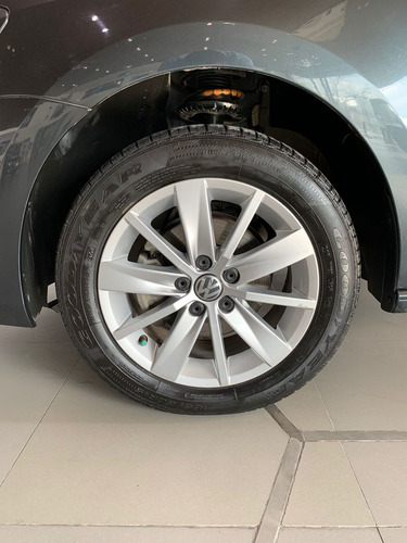 Imagen 10 de 15 de Volkswagen Vento 2020 1.6 Comfortline Mt